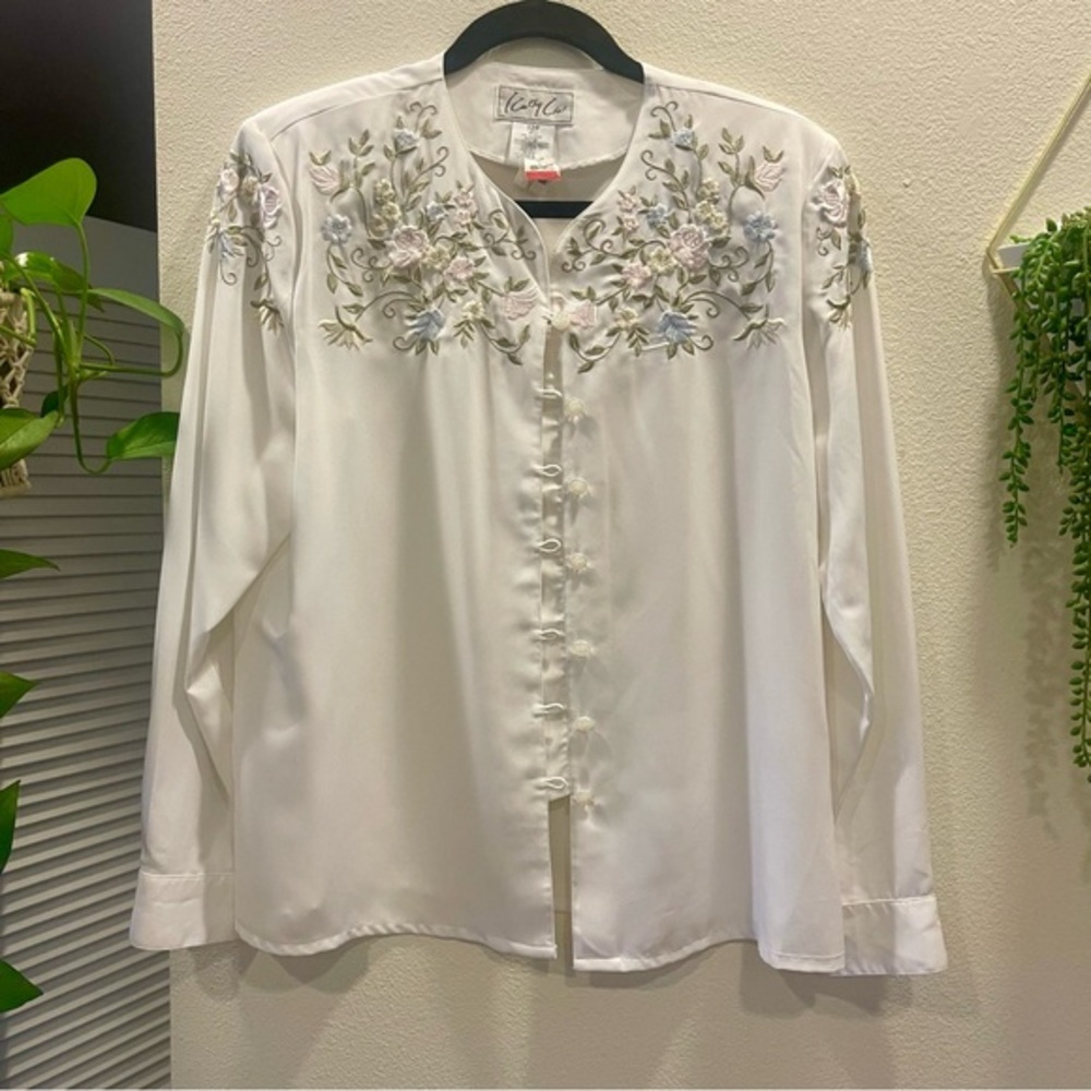 Vintage white top